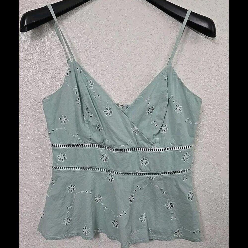 Mi Ami Women's Cotton Lace  Sleeveless V Neck  Cami Top  M Fitted Flear Bottom